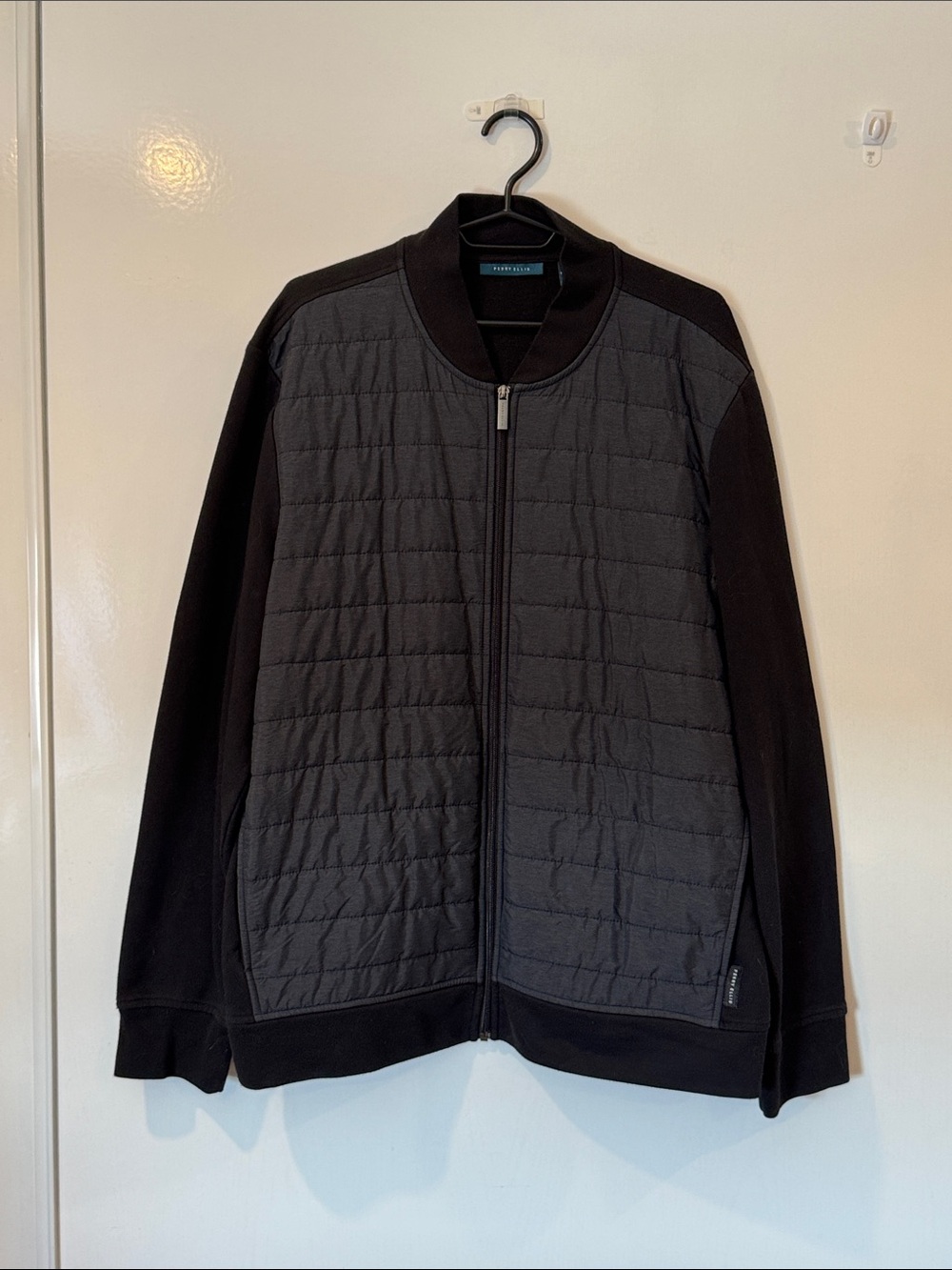 Perry Ellis Men's Black and Charcoal Quilted Lightweight Jacket